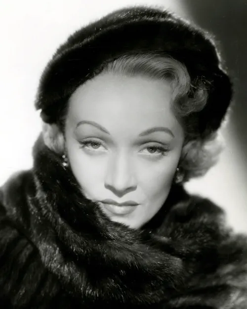 Marlene Dietrich birth chart analysis — Capricorn Sun, Leo Moon