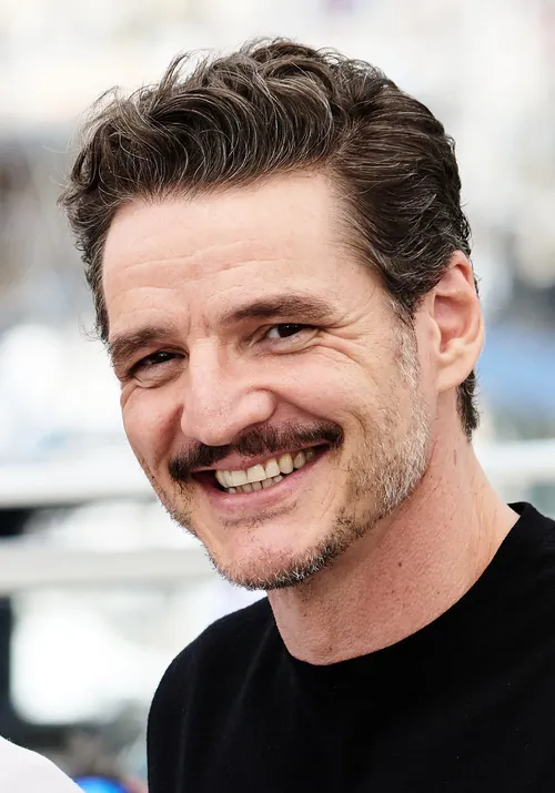 Pedro Pascal — celebrity birth chart