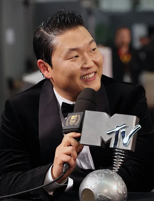 Psy — celebrity birth chart